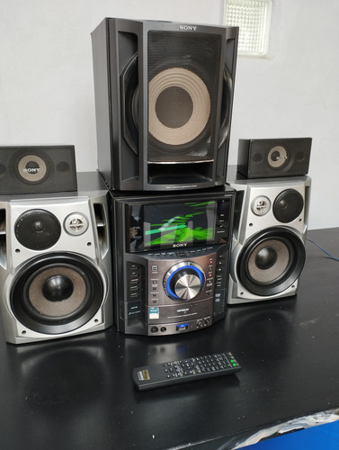 Equipo De Audio Sony Alta Potencia Con Bluetooth Y Karaoke Negro 840 W (Usado)