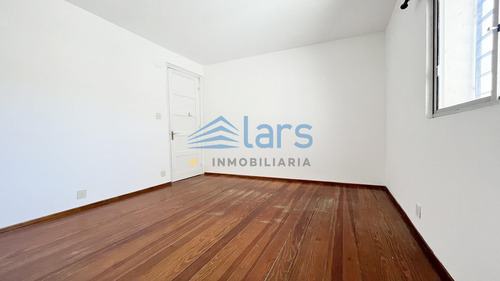 Imagen 3 de 7 de Apartamento En Alquiler / Pocitos - Inmobiliaria Lars