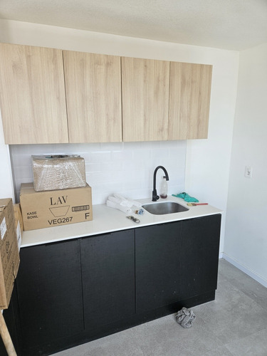 Estrenar Living Amplio Con Terraza Cocina Semi Integrada 2 Dormitorios Con Terrazas Baño Amplio Gge X 2 Autos ( Sum Parrillero Y Laundry)