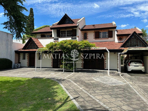 760 Mts. De Lote En Una De Las Mejores Zonas De Castelar N