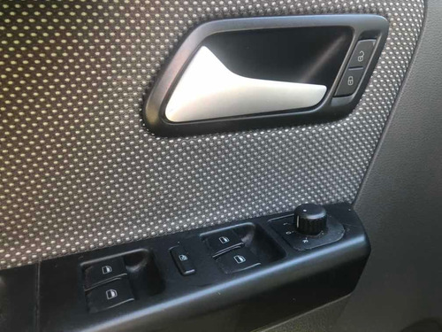Volkswagen Fox 1.6 Trendline 2011