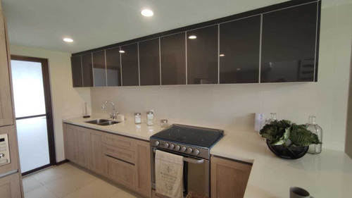 Imagen 5 de 14 de Casa Con Amplio Jardín A 10 Min De Galerías Metepec