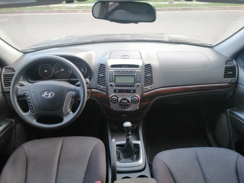 Hyundai Santafe 2.4 Gasolina ,mecanica 4x2 7 Puestos