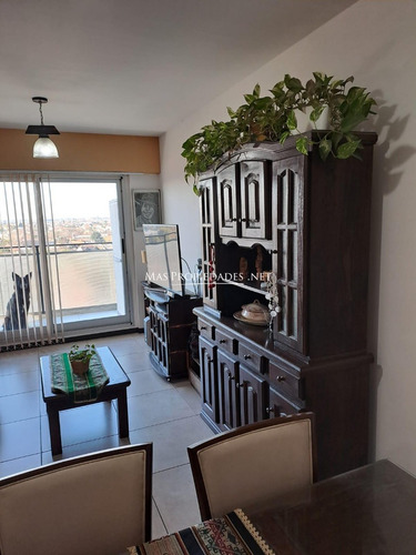 Departamento En Venta 2 Dormitorios En Remedios De Escalada