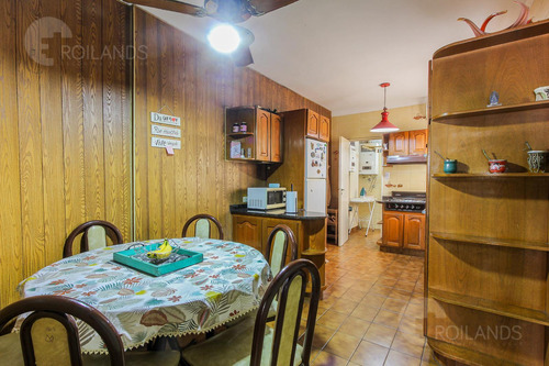 Departamento 4 Ambientes | Dependencia | Balcón | Flores