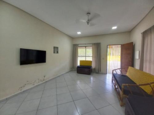 Imagem 4 de 18 de Chácara Em Itanhaém, No Bairro Parque Vergara, Com Espaço Para Piscina, Área De Serviço, Almoxarifado, Galinheiro E Vagas Para 10 Automóveis Ref: 9740/ac
