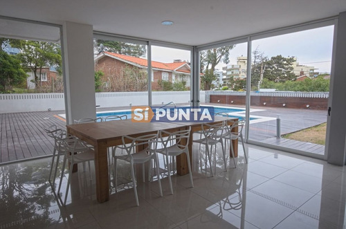 Imagen 19 de 24 de Apartamento En Brava, 2 Dormitorios *