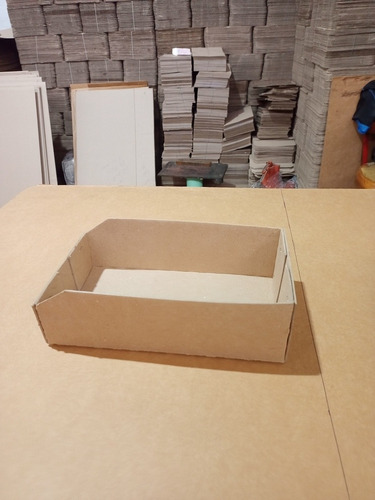 Imagen 3 de 7 de Cajas Para Tornillería,ventas De Respuesto Etc