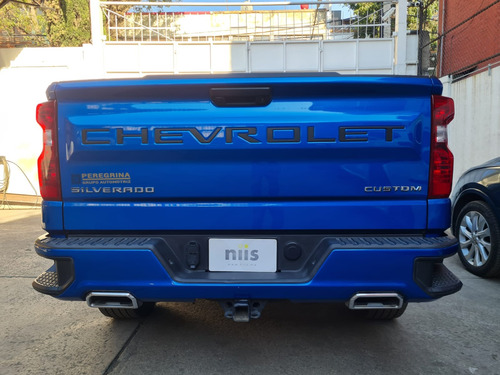 Chevrolet Silverado 5.3 V8 Custom Doble Cabina 4X4 At