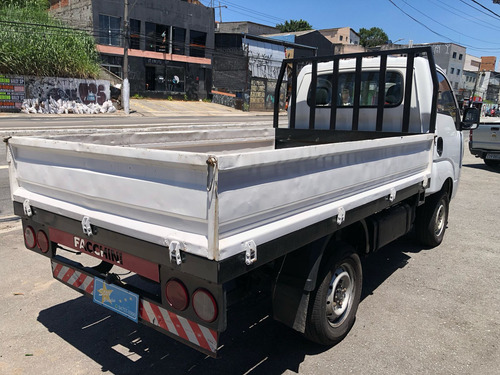 Kia Bongo 2.5 Std 4x2 Rs Turbo C/ Carroceria 2p