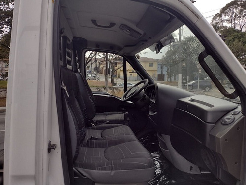 Imagem 4 de 7 de Iveco Daily 35s14 2011 No Chassi Km 260.000