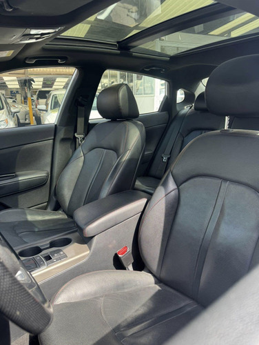 Kia Optima 2.0 L Turbo Gdi Sx At