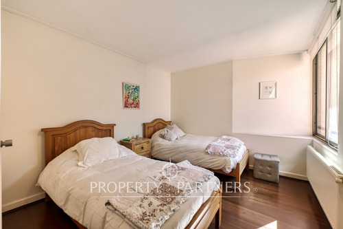 Casa Mediterránea En Condominio, Colegio Everest, ...