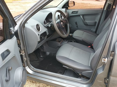 Imagen 9 de 15 de Volkswagen Gol 1.4 Power Plus