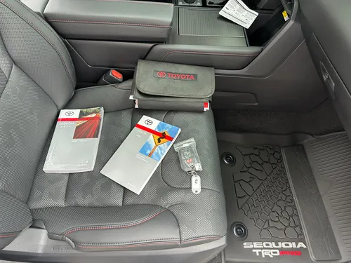 Toyota Sequoia 3.5 V6 Trd Pro