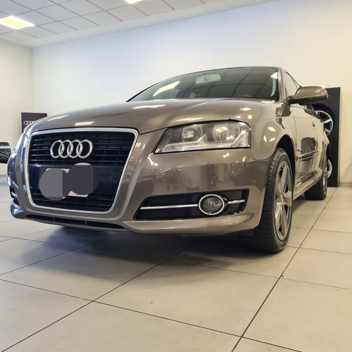 Imagen 2 de 25 de Audi A3 Sportback 1.4 Tfsi Stronic 122cv Usado 2013 2010