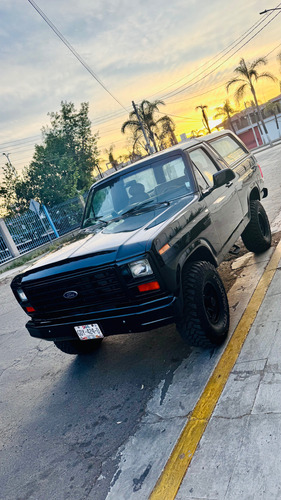 Ford Bronco Xlt 4x4 1982