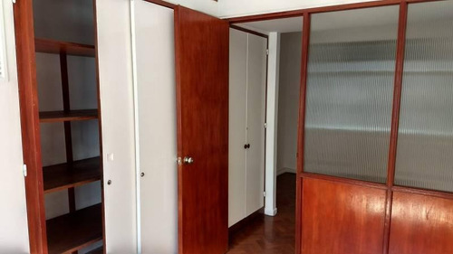 Imagen 12 de 22 de Oficina De 50m2 - Dos Despachos - Recepcion - Kitchenette Separada - Baño Completo
