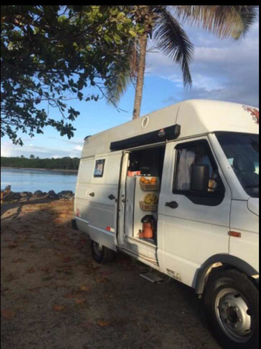 Imagem 3 de 8 de Iveco