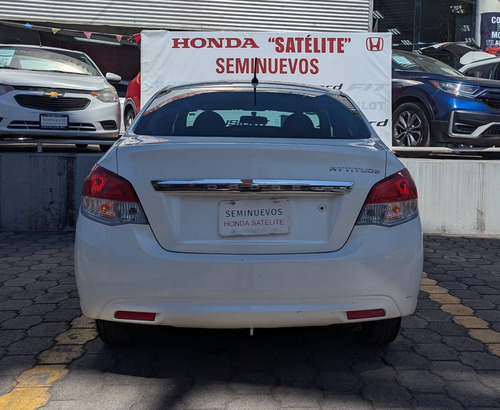 Dodge Attitude 1.2 Se At