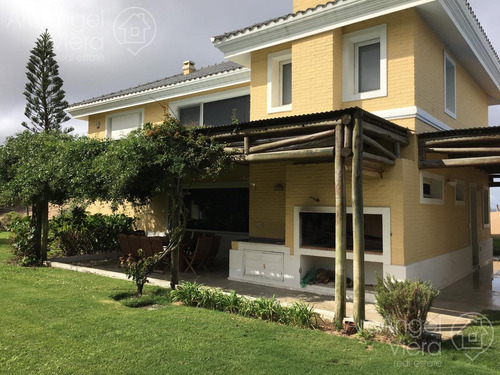 Casa En Venta Frente Al Mar Tio Tom Solanas En Venta Alquiler
