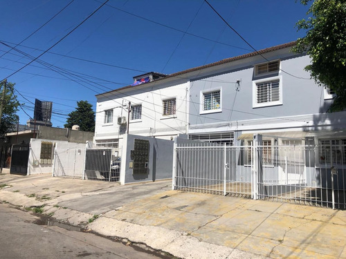 Imagen 3 de 7 de Departamento - Venta - Hurlingham - Tessei - Ph - Oportunidad