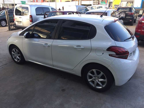 Peugeot 208 1.2 Active