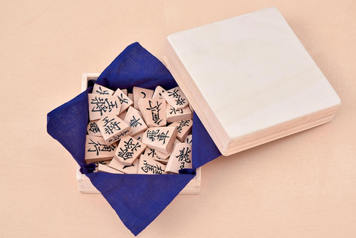 Ajedrez Shogi Japonés De Madera Con Tablero Y Fichas
