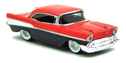 Miniatura Guincho 1957 Chevrolet Flatbed E 1957 Bel Air 1/64