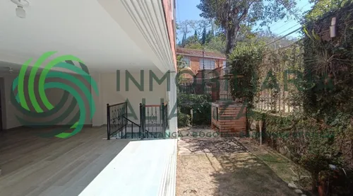 Casa En Venta En Lagos Del Cacique. Cod V61435