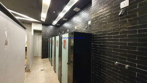 Imagem 7 de 10 de Galpão 862m², 10 Banheiros E 02 Vestiários. Pé Direito De 10m² Na Parte Da Frente E 12m² Na Parte De Traz 16,50m² De Frente E 45,20 De Fundo. Excelen - 21092600 - 68440057