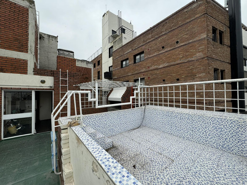 Departamento De 3 Dormitorios En Barrio Martin Piso Exclusivo Con Cochera
