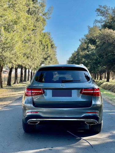 Imagen 5 de 15 de Mercedes-benz Clase Glc 2018 2.0 Glc250 300 4matic Atomático