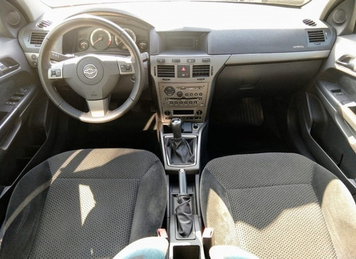 Chevrolet Vectra Hatch Gt 2.0 8v(flexpower) 2010/2011