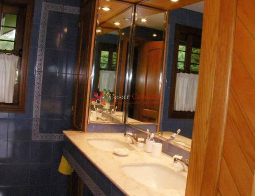 Casa En Golf, 4 Dormitorios *- Ref: 1064