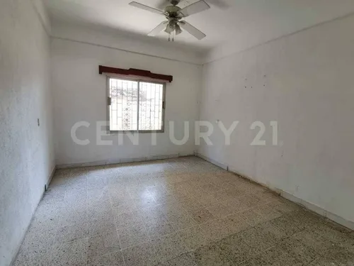 Casa En Venta, Col. El Zapotal, Acayucan, Ver.