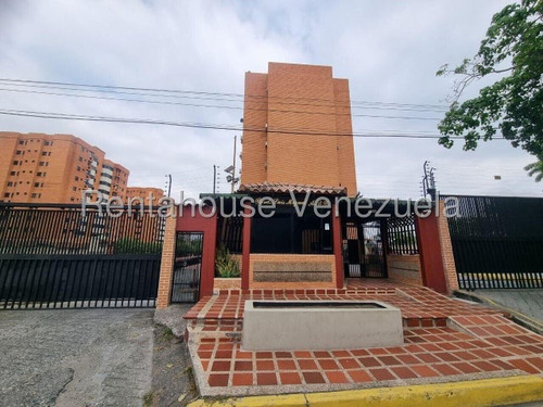 Ana Karina Molleja Vende Amplio Apartamento Zona Este Barquisimeto, Lara/ Akm