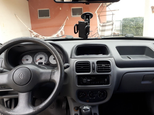 Renault Clio 2008 1.0 16v Authentique Hi-flex 3p