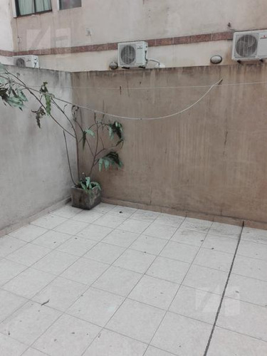 Venta Departamento En Pb Con 2 Patios, Escritura,