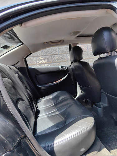 Chrysler Cirrus 2.4 Lxi Mt