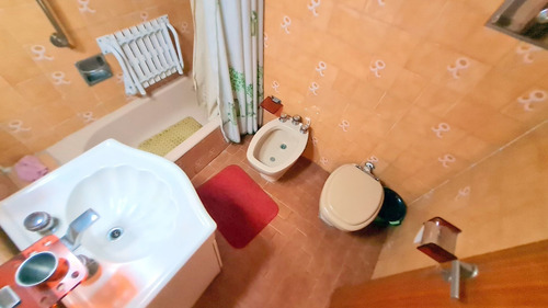Imagen 22 de 30 de Casa 5 Ambientes Venta Piscina Cochera Ramos Mejia