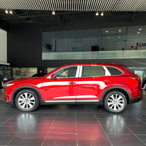 Imagen 3 de 13 de Mazda Cx9 Signature Rojo