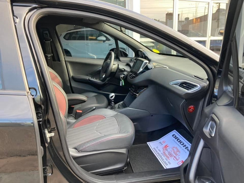 Imagen 9 de 17 de Peugeot 208 5 Ptas 1.6 Thp 165cv Gt Año 2017