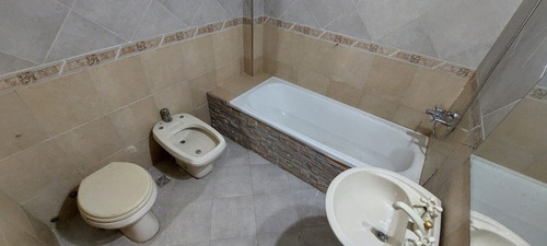 Imagen 10 de 13 de Hermoso Tres Ambientes Con Cochera Apto Credito