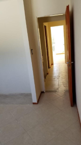Imagen 8 de 12 de Duplex 3 Amb En Venta Ituzaingo