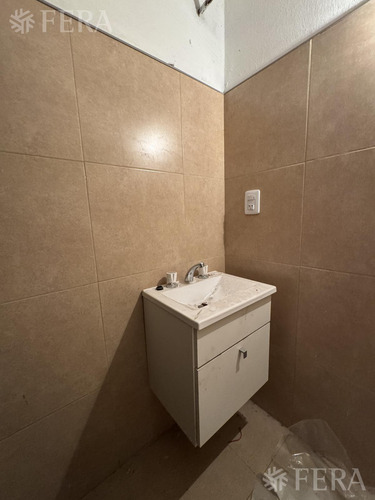 Venta Casa 4 Ambientes Con Galpón En Llavallol