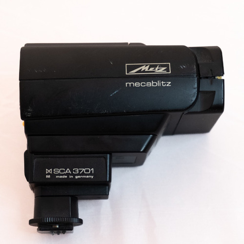Imagen 2 de 6 de Flash Mecablitz Metz 32 Z 2, Funcionando