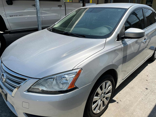 Nissan Sentra 1.8 Advance At