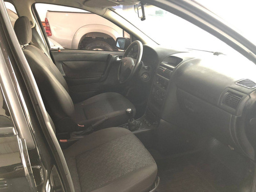 Imagem 7 de 7 de Chevrolet Astra 2.0 Mpfi Advantage 8v Flex 4p Manual