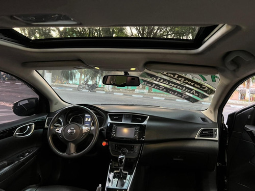 Imagem 9 de 10 de Nissan Sentra 2017 2.0 Sl Flex Aut. 4p